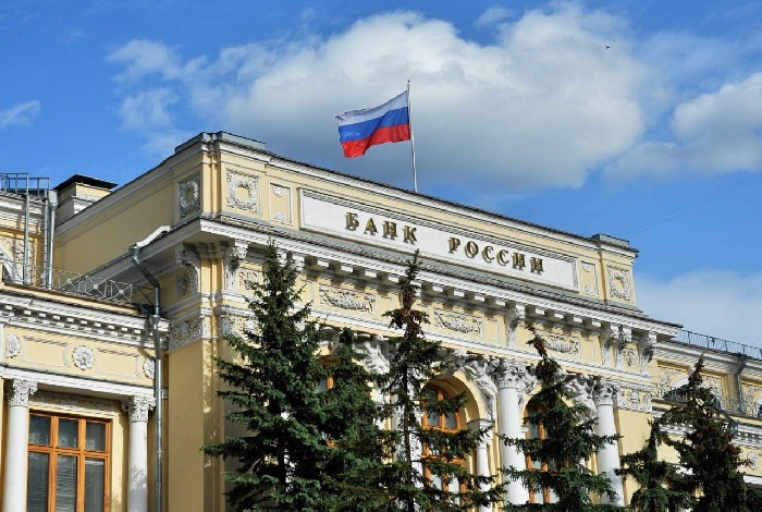 Банк России поднял ключевую ставку до 13%