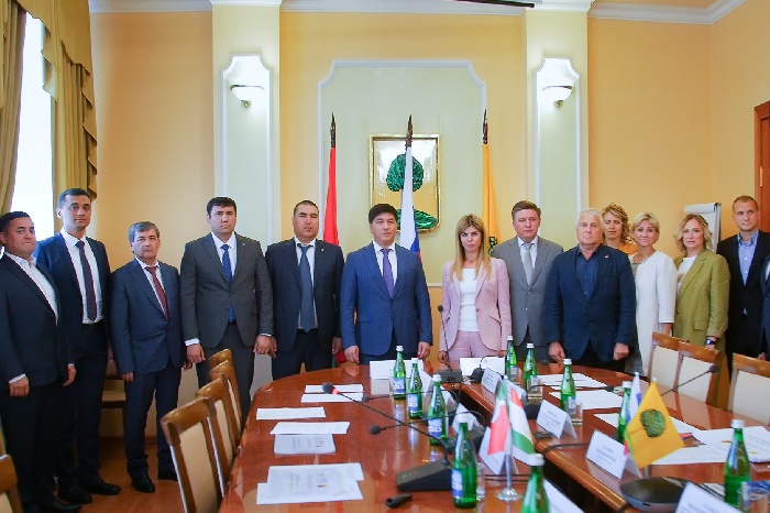 Липецкая область укрепляет сотрудничество с Республикой Таджикистан